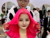 粉色头发小姐姐好看图片,粉色头发小姐姐的惊艳瞬间